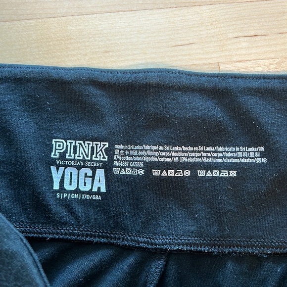 Victoria's Secret Pink Yoga Mid-Rise Black Ankle Legging, Small - Picture 8 of 9